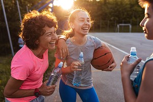 Cinco beneficios del ejercicio físico y del deporte en los adolescentes